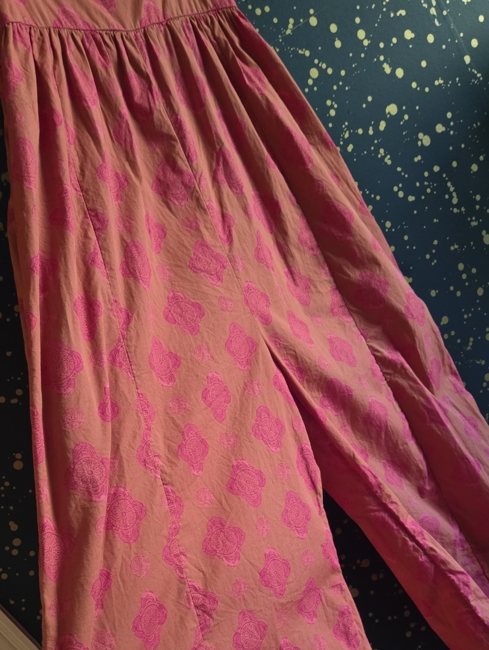 FREE PEOPLE Katya Rose Print Ruffle Strap Empire Waist Wide Leg Jumpsuit Size XS - Picture 8 of 9